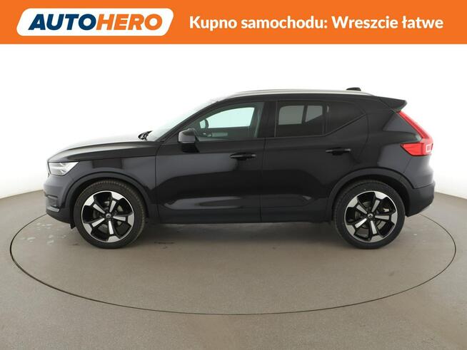 Volvo XC 40 Automat Momentum Navi Tempomat Grzana Kierownica Fotele Kamera LED