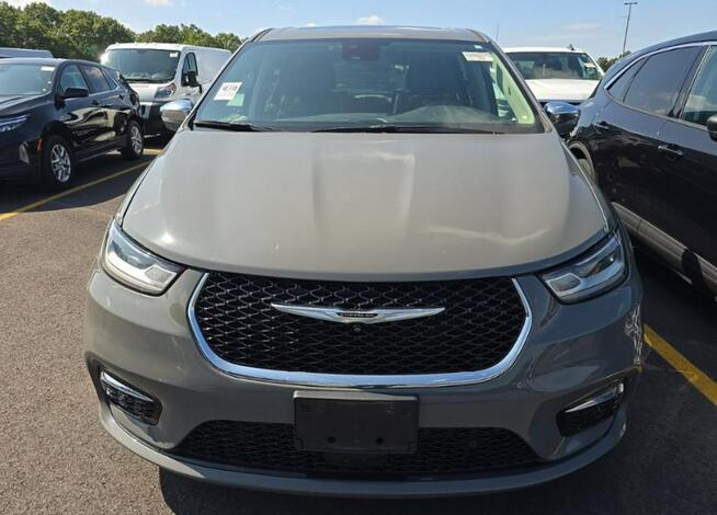 Chrysler Pacifica LIMITED / Hybryda / niski przebieg