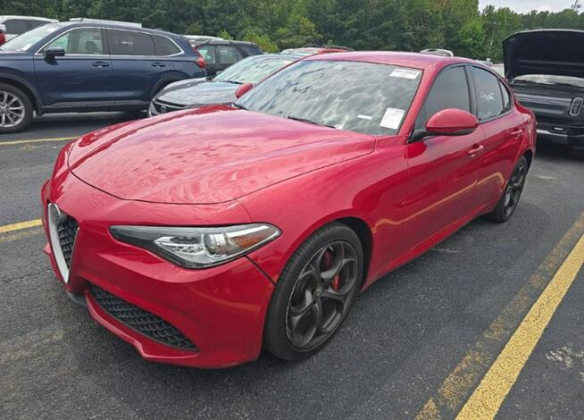 Alfa Romeo Giulia Wersja Ti / AWD / niski przebieg