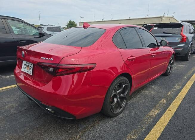 Alfa Romeo Giulia Wersja Ti / AWD / niski przebieg