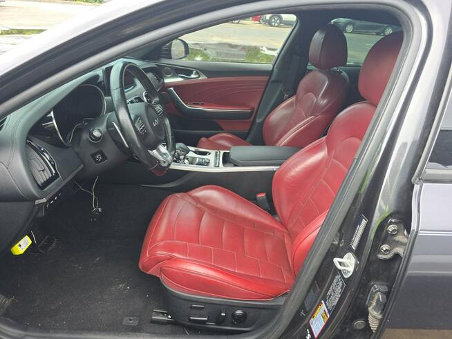 Kia Stinger Najwyższa wersja wyposażenia GT2 / niski przebieg