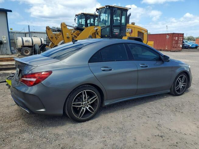Mercedes CLA 250 pakiet AMG / niski przebieg