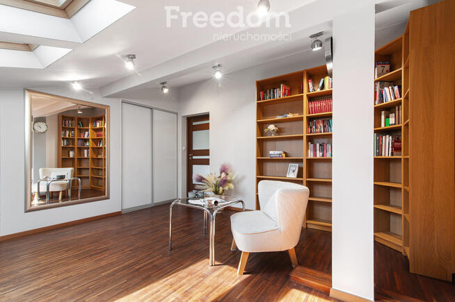 Klimatyczne 113 m² w odnowionej kamienicy z 1936r