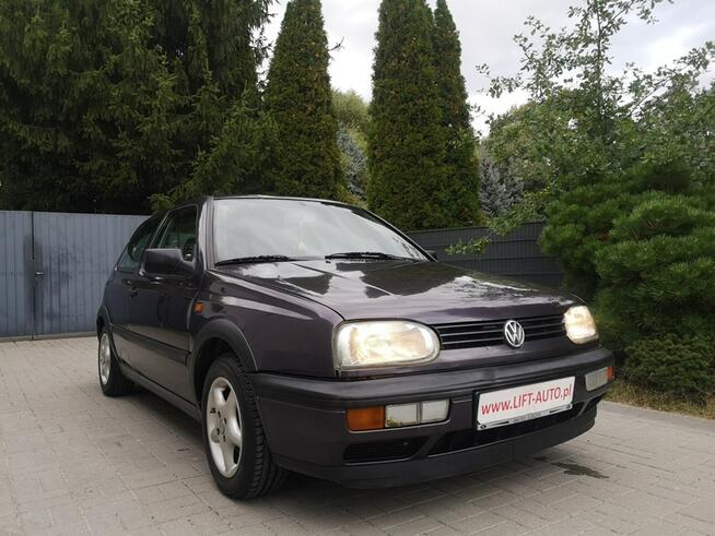 Volkswagen Golf 1.8 Wtrysk 90 KM wer GT Wspomaganie Kubełki Gaz Sekwencja Alu Felgi