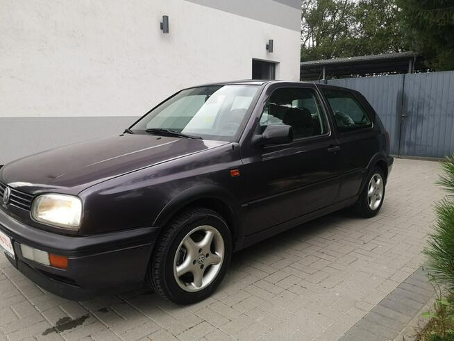 Volkswagen Golf 1.8 Wtrysk 90 KM wer GT Wspomaganie Kubełki Gaz Sekwencja Alu Felgi
