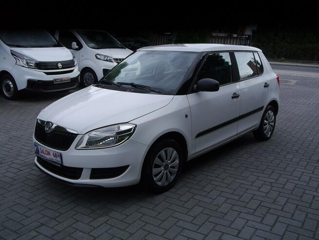 Škoda Fabia 1.2mpi Stan b.dobry nowy rozrząd Gwarancja 12mcy bez rdzy i korozji