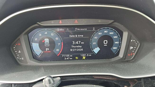 Audi Q3 Premium / S-Line / AWD