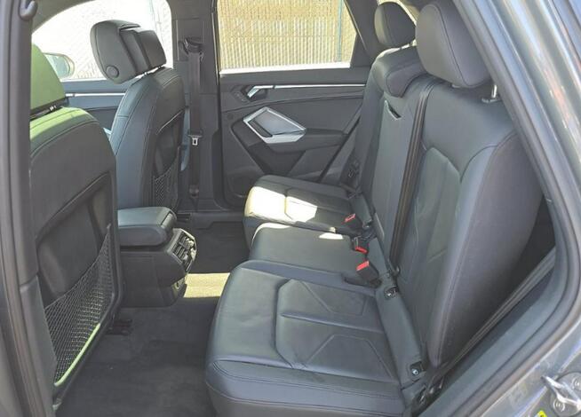 Audi Q3 Premium / S-Line / AWD