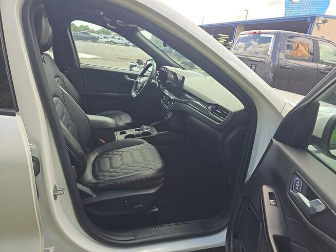 Ford Escape Najwyższa wersja wyposażenia ST-Line Elite / AWD / niski przebieg