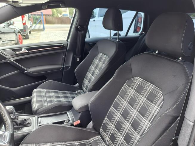 Volkswagen Golf 2.0 GTD 184 KM Automat