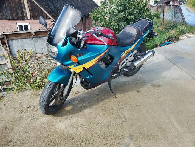 Suzuki GSX-R 600 f