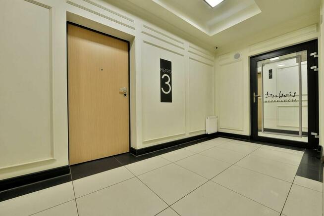sprzedam komórkę lokatorską Wrocław, Dubois 7/apartamentowiec