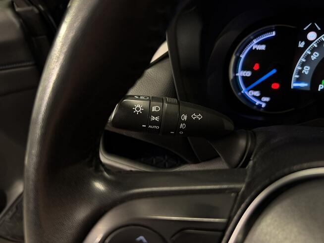 Toyota RAV-4 VAT 23% Selection 2.5 hybrid 222KM automat AWD 2022 r., salon PL, HAK