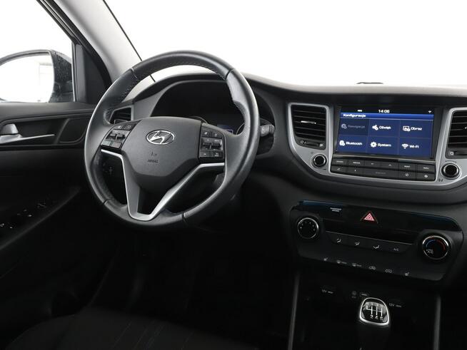 Hyundai Tucson 1.6 Benzyna Nawigacja Tempomat GrzaneFotele Elektryka Asystenci Kamera