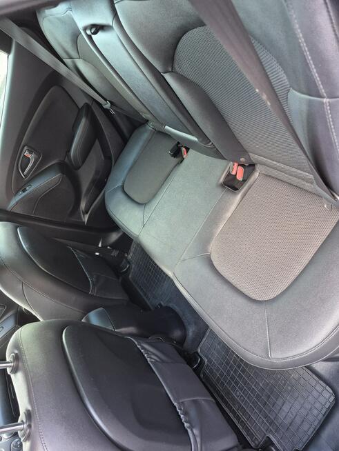Hyundai ix35 climatronic kamera navigacja grzane fotele 1.7crd