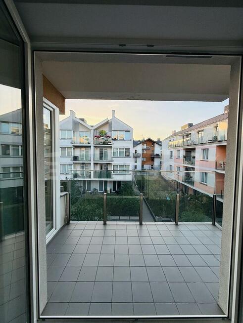 3 pokoje/duży balkon/zieleń