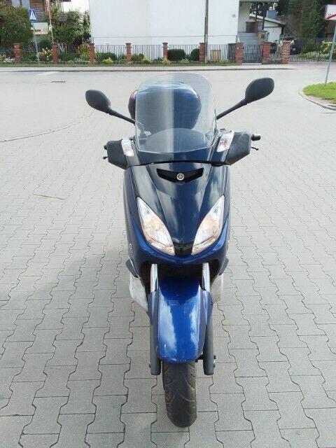 Yamaha x max 250
