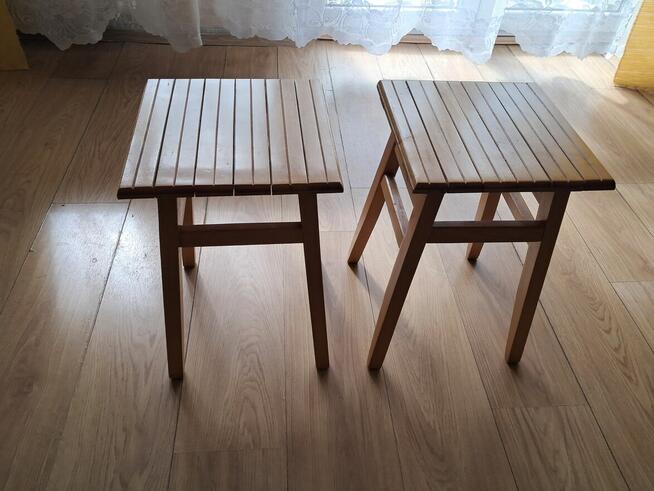 Taborety drewniane jasne, 2 szt., do sprzedania