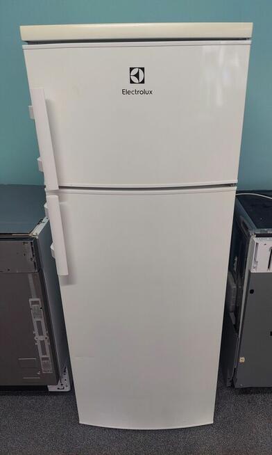 Lodówka Electrolux EJ2302AOW2 z górnym zamrażalnikiem Dowóz