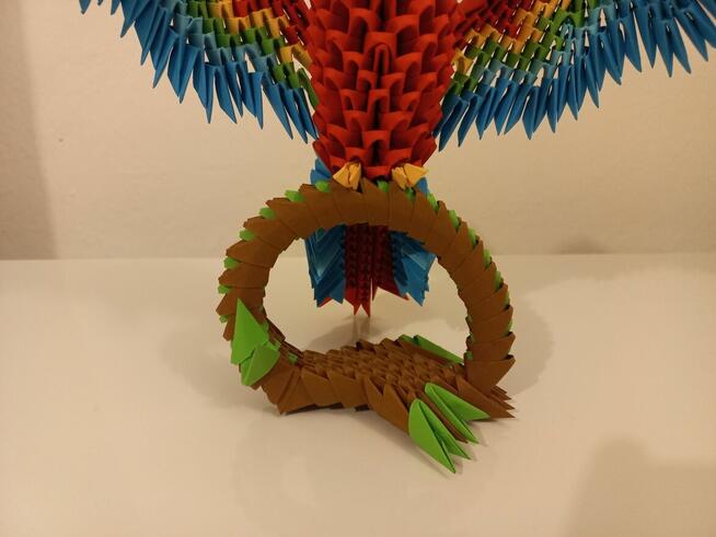Kolorowa PAPUGA na gałęzi ptak - rękodzieło origami