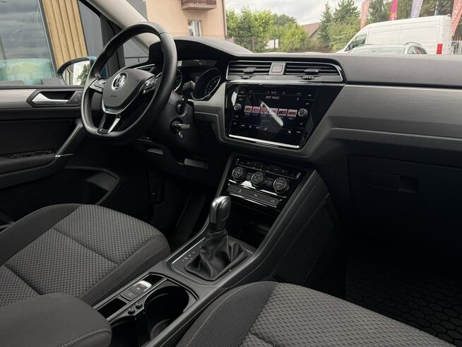 Volkswagen Touran krajowy Salon Polska automat Dsg benzynka