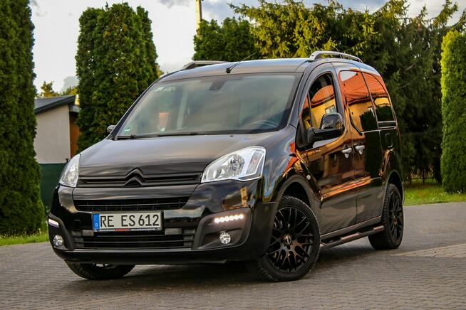 Citroen Berlingo 120KM Lift CarPlay Tempomat Parktronik Navi Ledy Klima