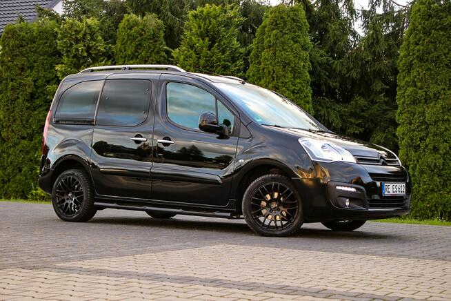 Citroen Berlingo 120KM Lift CarPlay Tempomat Parktronik Navi Ledy Klima