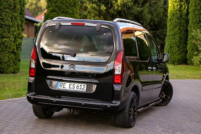 Citroen Berlingo 120KM Lift CarPlay Tempomat Parktronik Navi Ledy Klima