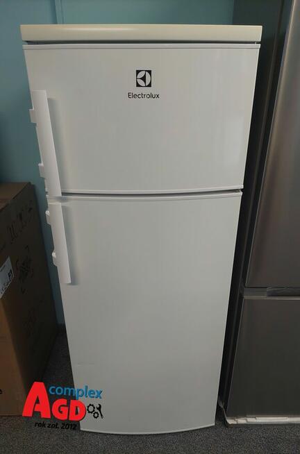 Lodówka Electrolux EJ2302AOW2 z górnym zamrażalnikiem Dowóz
