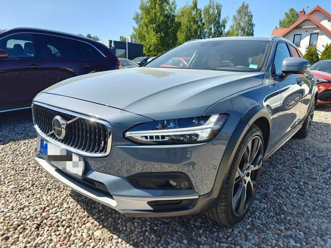 Volvo V90 Cross Country