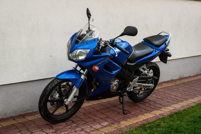 Honda CBR 125 2005 JAK NOW IDEALNA Raty Transport Największy Wybór Moto 125 YZF