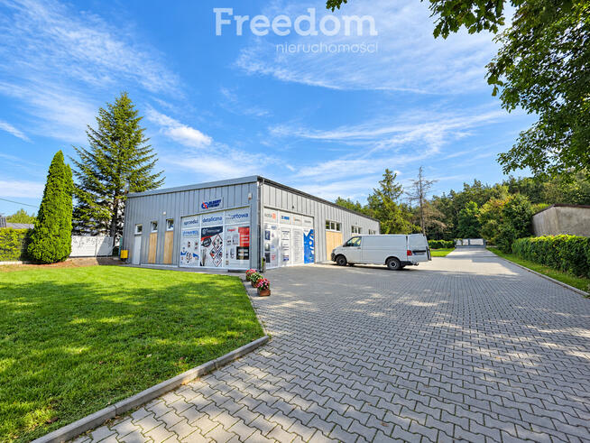 Dom 120 m² + budynek usługowy ok. 300 m²