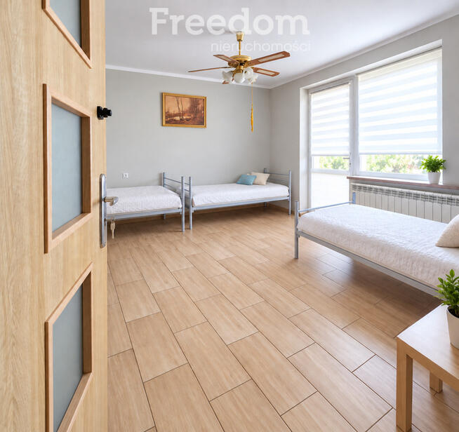 Dom 120 m² + budynek usługowy ok. 300 m²