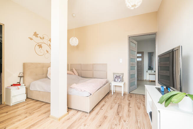 Warszewo | Biznes + 2 niezależne mieszkania | 483 m²
