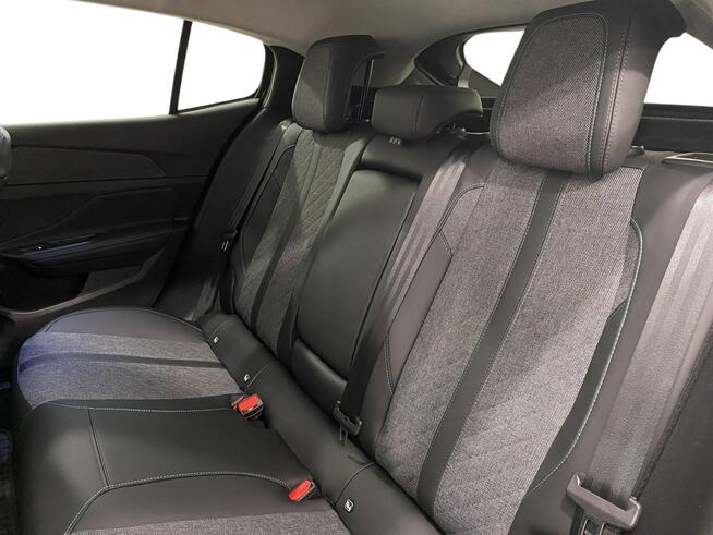 Peugeot 408 1.2 PureTech Allure S&S EAT8 Hatchback
