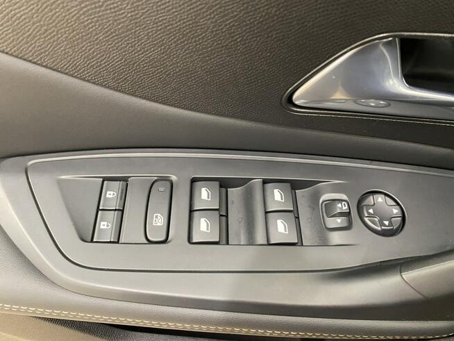 Peugeot 408 1.2 PureTech Allure S&S EAT8 Hatchback