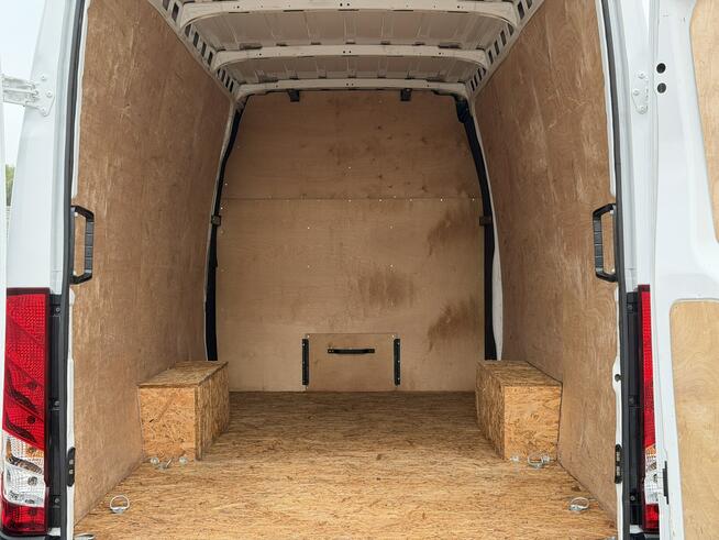 Iveco Daily 35S18 7-osob.* Doka_Brygadowy * 3.0/180KM *L4H2*Hak* Kamera_Cofania