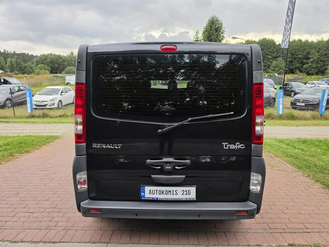 Renault Trafic II lift 2,0 dci 115KM długi w bardzo ładnym stanie !!!