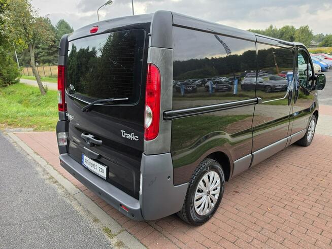 Renault Trafic II lift 2,0 dci 115KM długi w bardzo ładnym stanie !!!