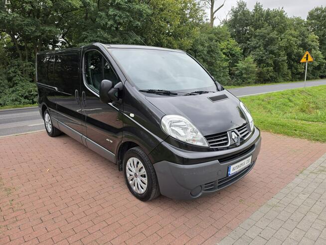 Renault Trafic II lift 2,0 dci 115KM długi w bardzo ładnym stanie !!!