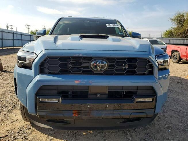 Toyota 4-Runner Bogata wersja wyposażenia / AWD / niski przebieg
