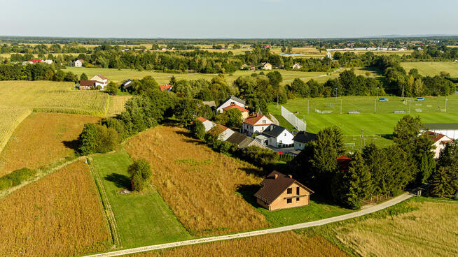 DZIAŁKA BUDOWLANA 10,7 ARA W RYLOWEJ