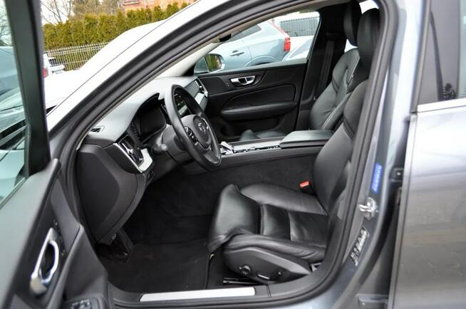 Volvo S60 B4 Hybryd INSCRIPTION 197+14 KM Salon PL VAT23% ACC Hak