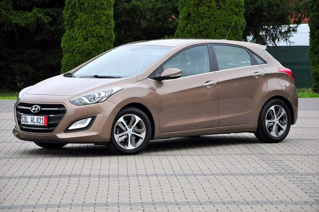 Hyundai i30 1,6 Benz 135KM Led Navi Kamera PDC 1 Wł. Alufelgi Super Stan Serwis !