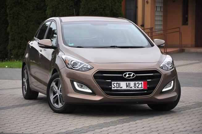 Hyundai i30 1,6 Benz 135KM Led Navi Kamera PDC 1 Wł. Alufelgi Super Stan Serwis !
