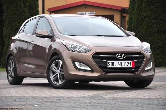 Hyundai i30 1,6 Benz 135KM Led Navi Kamera PDC 1 Wł. Alufelgi Super Stan Serwis !