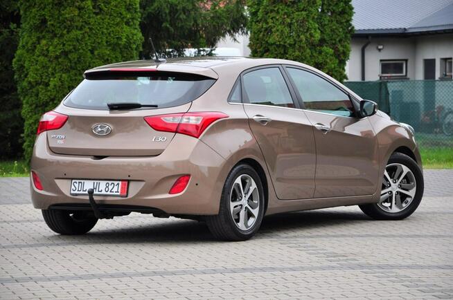 Hyundai i30 1,6 Benz 135KM Led Navi Kamera PDC 1 Wł. Alufelgi Super Stan Serwis !