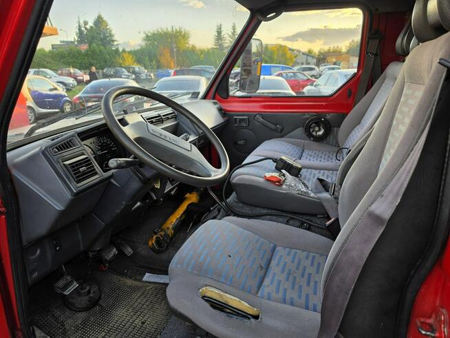 Nissan Trade 3.0D 86km 96r Kiper 3 strony
