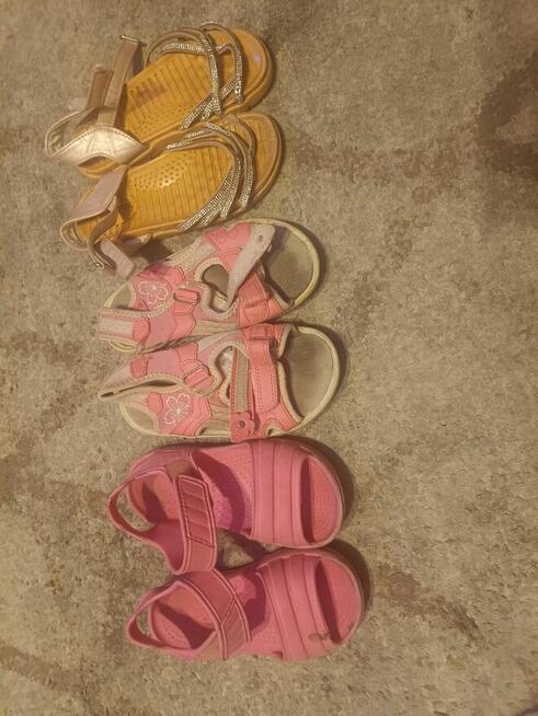Sprzedam buty dla dzieci