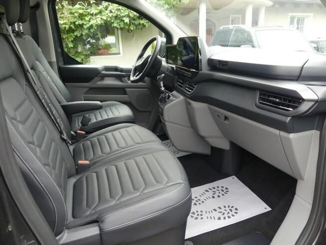 Ford Tourneo Custom 2,0 Tdci Titanium Long L2H1 9 osobowy F. VAT23